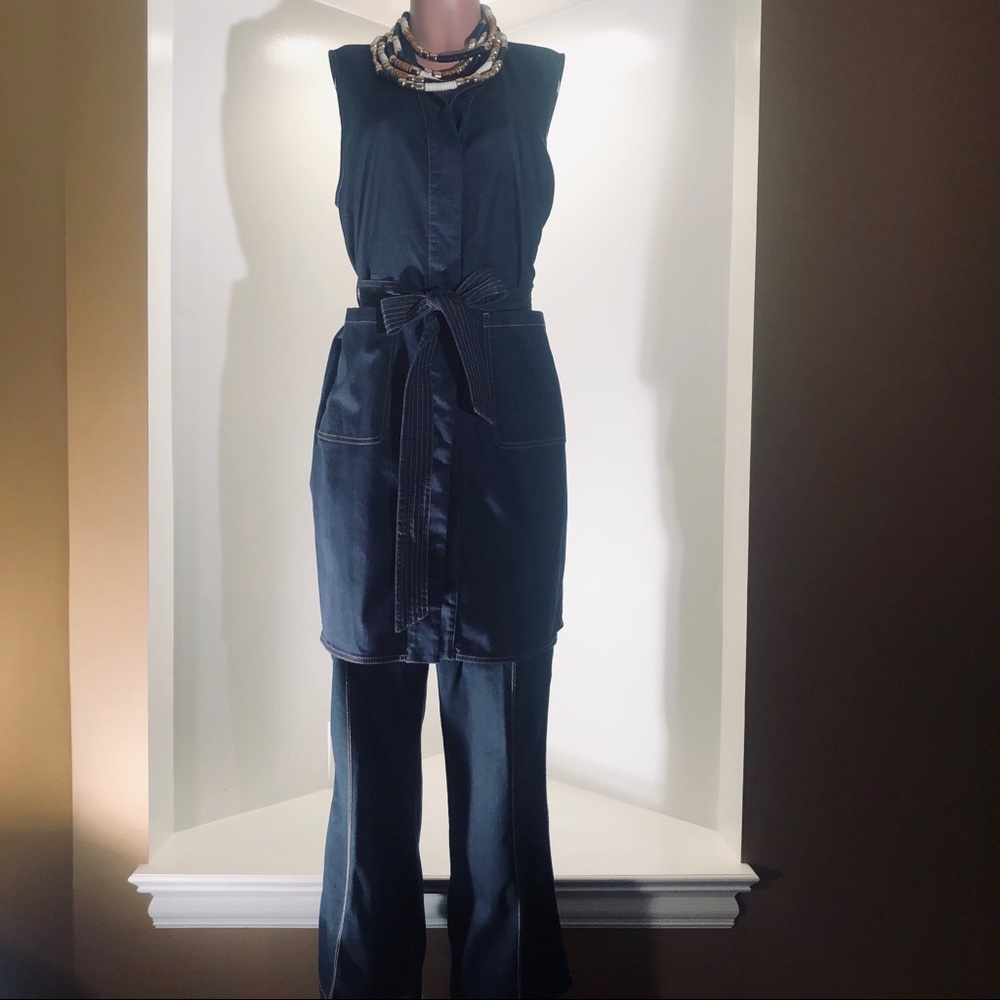 Chico’s’s black label denim cropped pant size 3